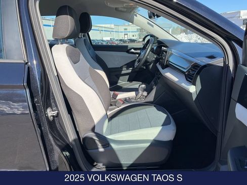 Used 2025 Volkswagen Taos S AWD/4WD image 17