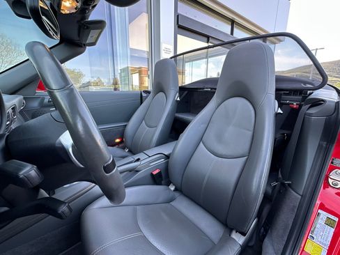 Used 2012 Porsche 911 Carrera image 5