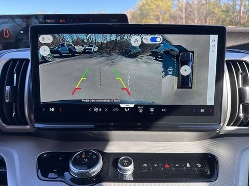 New 2025 Ford Expedition Max Active image 17