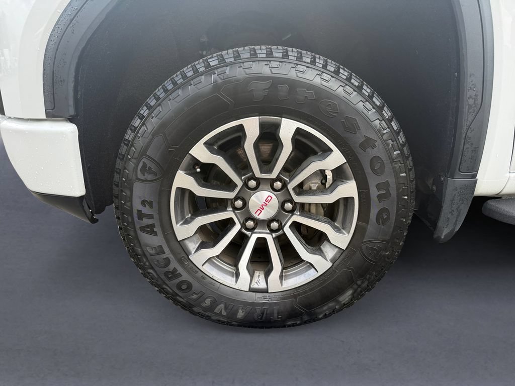 Used 2021 GMC Sierra 1500 AT4 w/ Technology Package AWD/4WD image 10