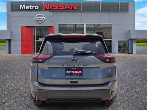 New 2026 Nissan Rogue Dark Armor FWD image 5
