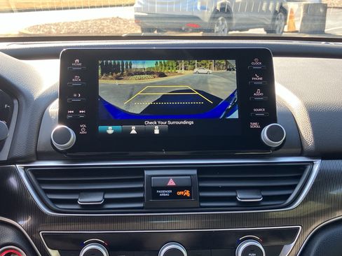 Used 2022 Honda Accord Sport image 27