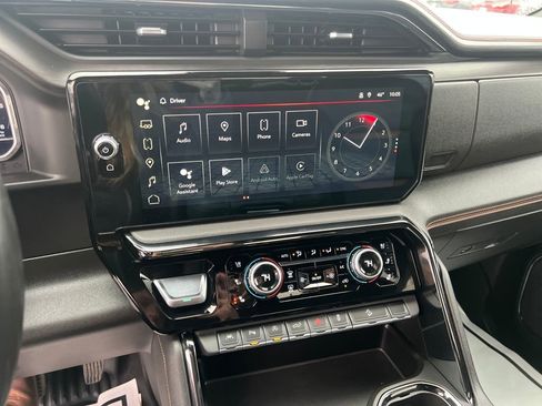 Used 2023 GMC Sierra 1500 AT4 image 15