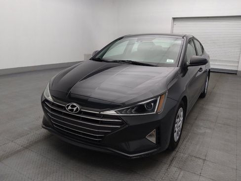 Used 2020 Hyundai Elantra SE FWD image 15