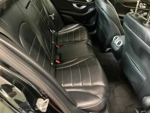 Used 2018 Mercedes-Benz C 300 4MATIC Sedan image 12