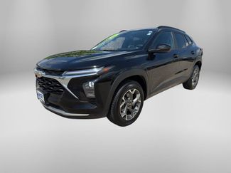 Used 2025 Chevrolet Trax LT FWD video 1