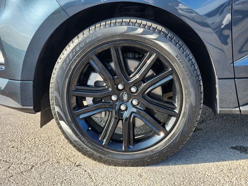 Used 2024 Ford Edge ST-Line AWD/4WD image 10