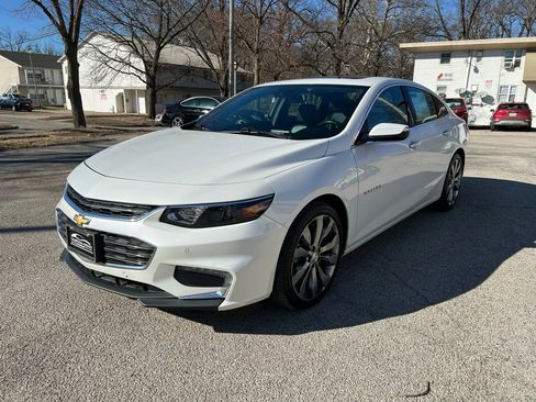 Used 2016 Chevrolet Malibu Premier w/ Driver Confidence Package image 3
