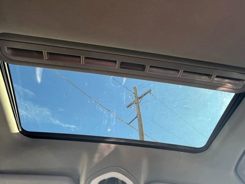 Used 2016 Porsche Panamera 4S image 38