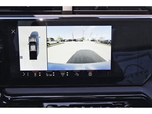 Used 2025 GMC Sierra 2500 AT4 w/ AT4 Premium Plus Package image 21