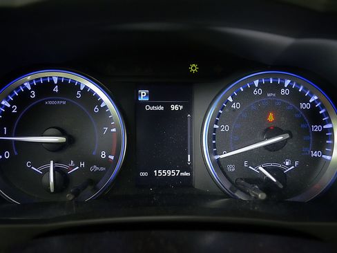 Used 2019 Toyota Highlander XLE AWD/4WD image 19