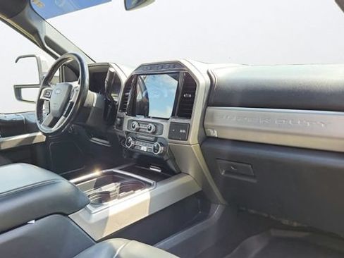 Used 2022 Ford F250 Platinum AWD/4WD image 30