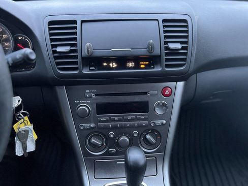 Used 2005 Subaru Outback 2.5i image 11