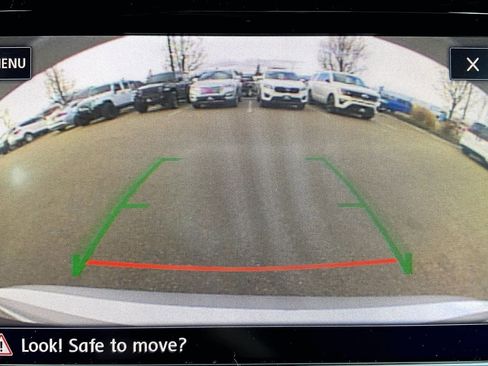 Used 2017 Volkswagen Passat 1.8T SEL Premium image 13