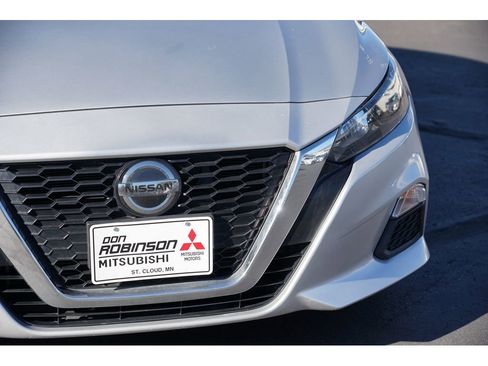 Used 2022 Nissan Altima 2.5 S image 9