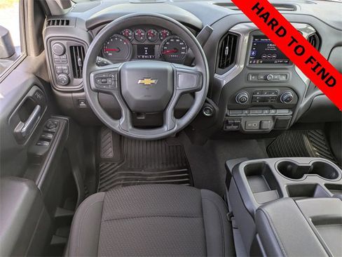 Certified 2025 Chevrolet Silverado 2500 Custom w/ Z71 Off-Road Package image 21