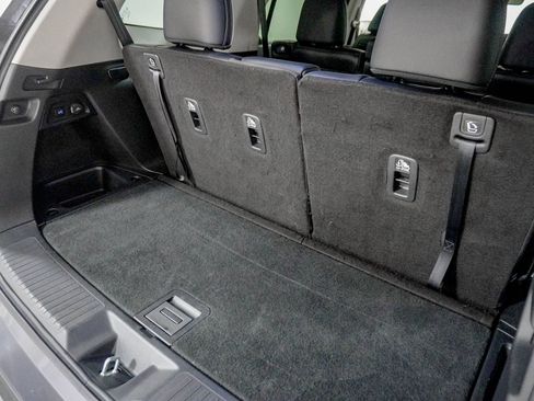 Used 2023 Honda Pilot Elite image 9