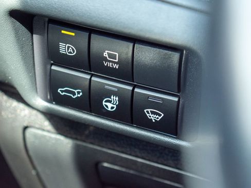 Used 2022 Toyota Highlander Platinum AWD/4WD image 30