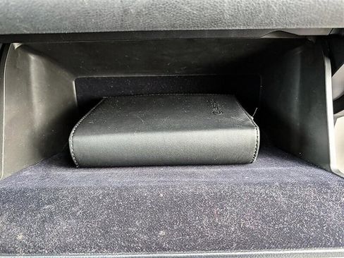 Used 2021 Lexus RX 350L Premium w/ Premium Package image 36