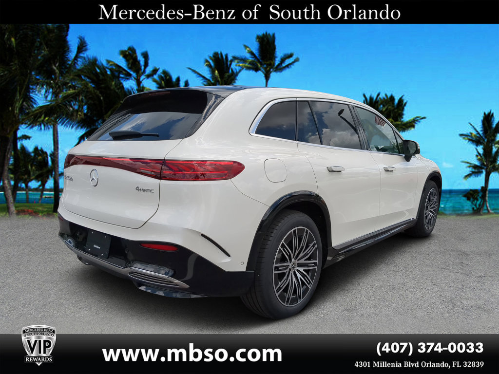 Used 2023 Mercedes-Benz EQS 580 4MATIC SUV image 2