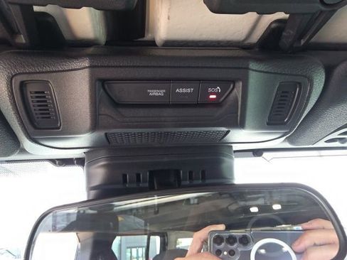 Used 2024 Jeep Wrangler Sport S image 22