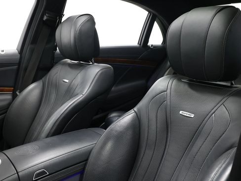 Used 2014 Mercedes-Benz S 63 AMG 4MATIC Sedan image 17