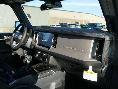 New 2025 Ford Bronco Outer Banks image 10