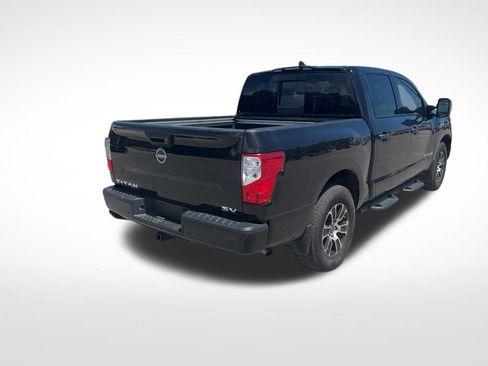 Certified 2024 Nissan Titan SV w/ SV Convenience Package image 3