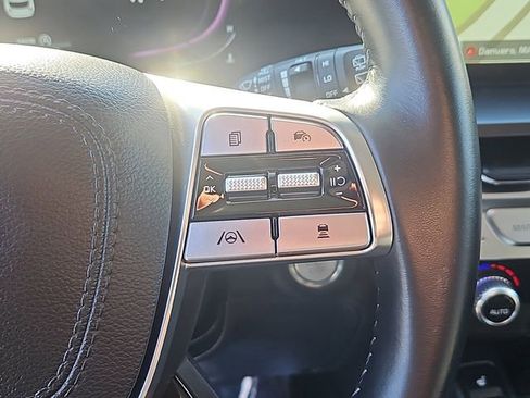 Certified 2023 Kia Telluride S image 23