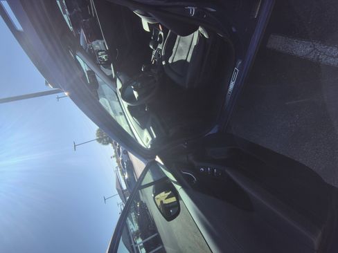 Used 2025 Subaru Crosstrek 2.5i Limited w/ Crosstrek Mirror Package image 16