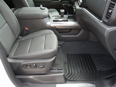 New 2026 Chevrolet Silverado 1500 LTZ w/ Technology Package image 24