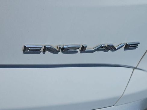 Used 2018 Buick Enclave Premium FWD image 15