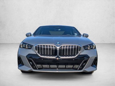 New 2026 BMW 550e xDrive AWD/4WD image 5