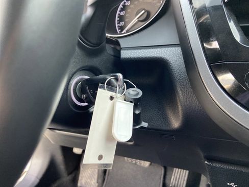 Used 2024 Toyota Camry SE image 42