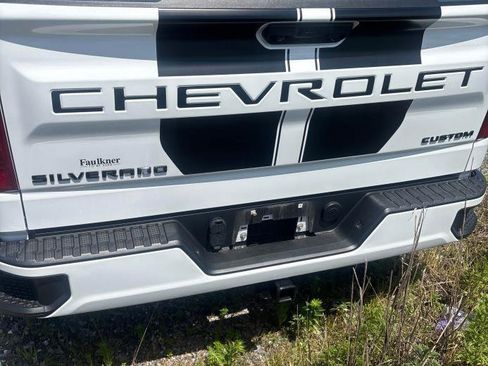Used 2023 Chevrolet Silverado 1500 Custom w/ Rally Edition AWD/4WD image 4