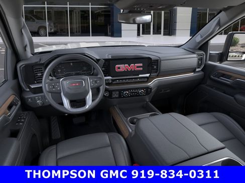New 2026 GMC Sierra 2500 SLT w/ SLT Convenience Package image 15