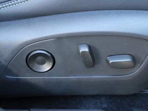 New 2024 Chevrolet Blazer EV LT image 29