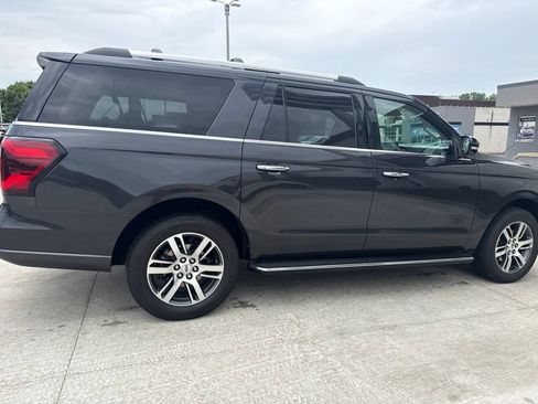 Used 2022 Ford Expedition Max Limited AWD/4WD image 23
