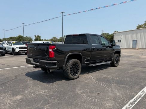 Used 2024 Chevrolet Silverado 2500 LTZ w/ LTZ Plus Package AWD/4WD image 3