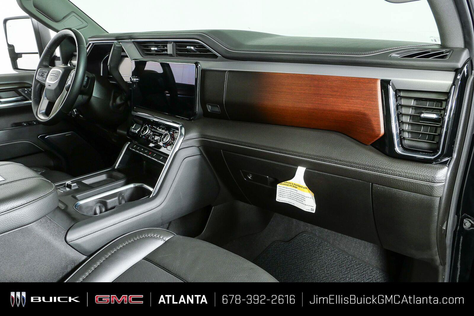Used 2024 GMC Sierra 2500 Denali w/ Denali Reserve Package AWD/4WD image 23
