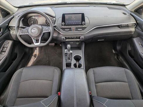 Used 2022 Nissan Altima 2.5 SV image 16