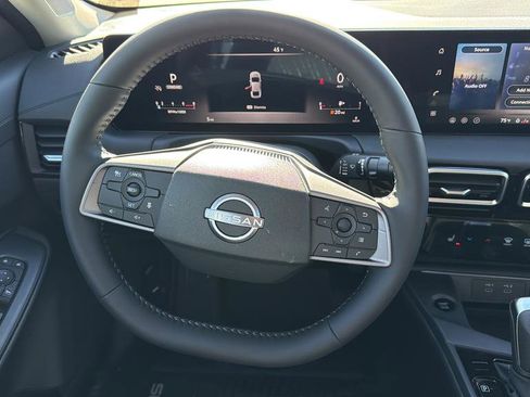 New 2026 Nissan Sentra SV FWD image 9