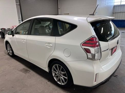 Used 2015 Toyota Prius V Five w/ Advanced Technology Package image 5