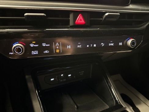 Used 2025 Kia K5 GT w/ GT1 Package FWD image 16