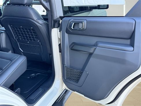 New 2025 Ford Bronco Badlands image 28