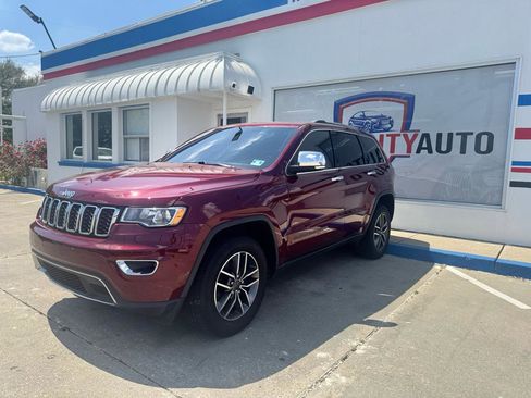 Used 2020 Jeep Grand Cherokee Limited image 13