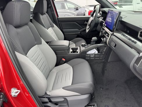 New 2025 Toyota Tacoma TRD Off-Road image 8