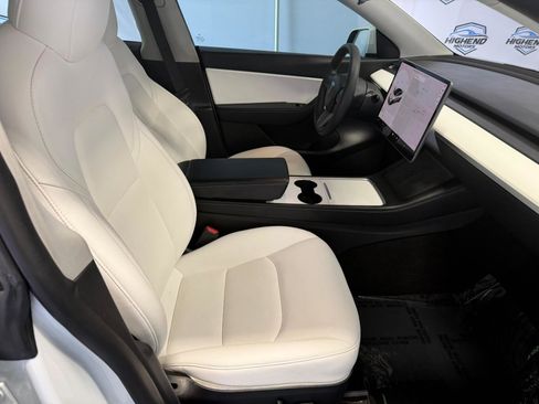 Used 2021 Tesla Model Y Performance AWD/4WD image 25