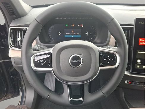 New 2026 Volvo XC90 B6 Plus w/ Protection Package Premier image 10