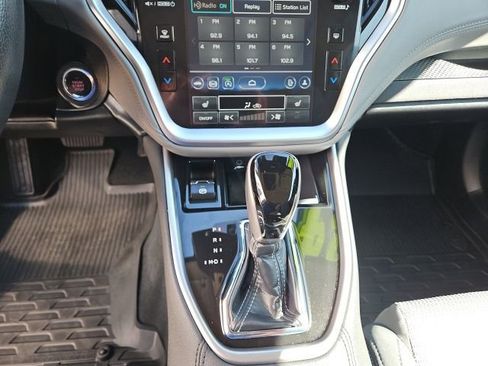 Used 2024 Subaru Outback Premium image 16